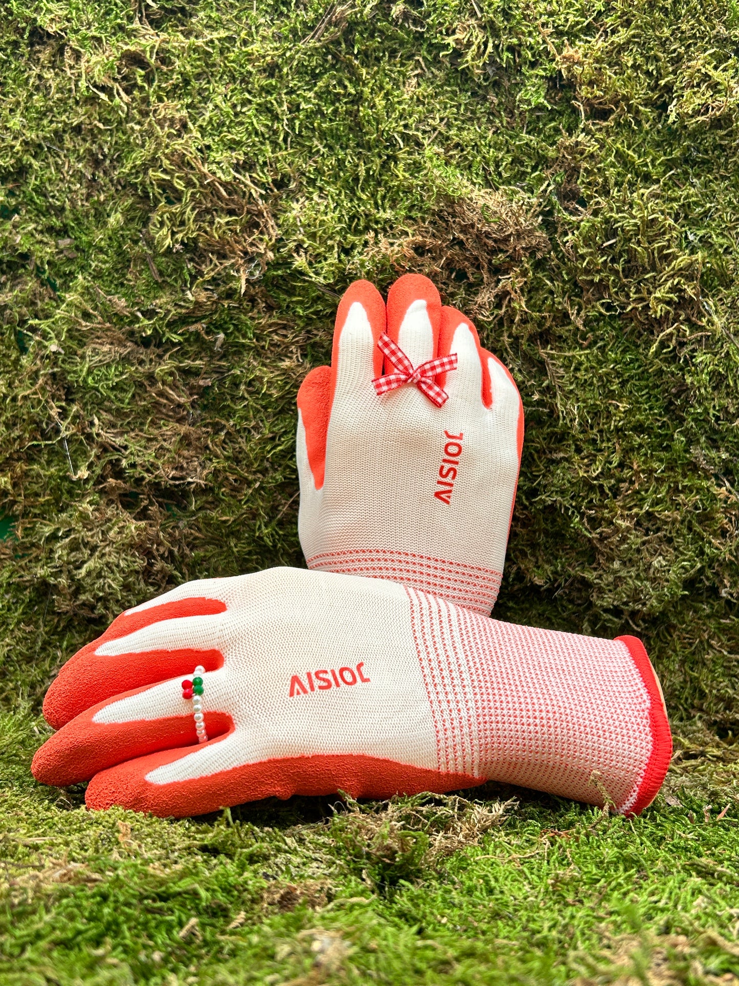 Cherry Delight Coated Gloves