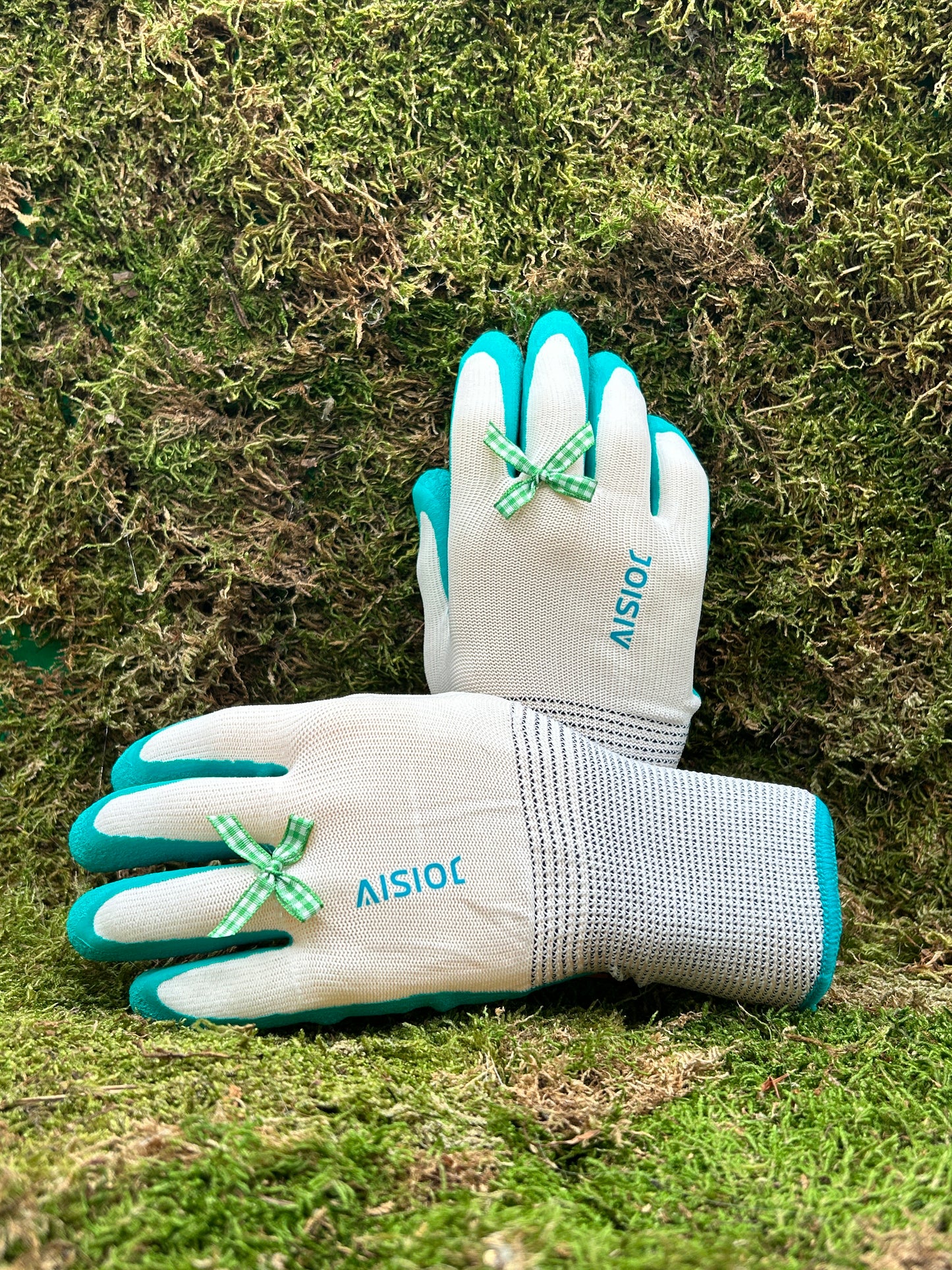 Parsley Snap Coated Gloves